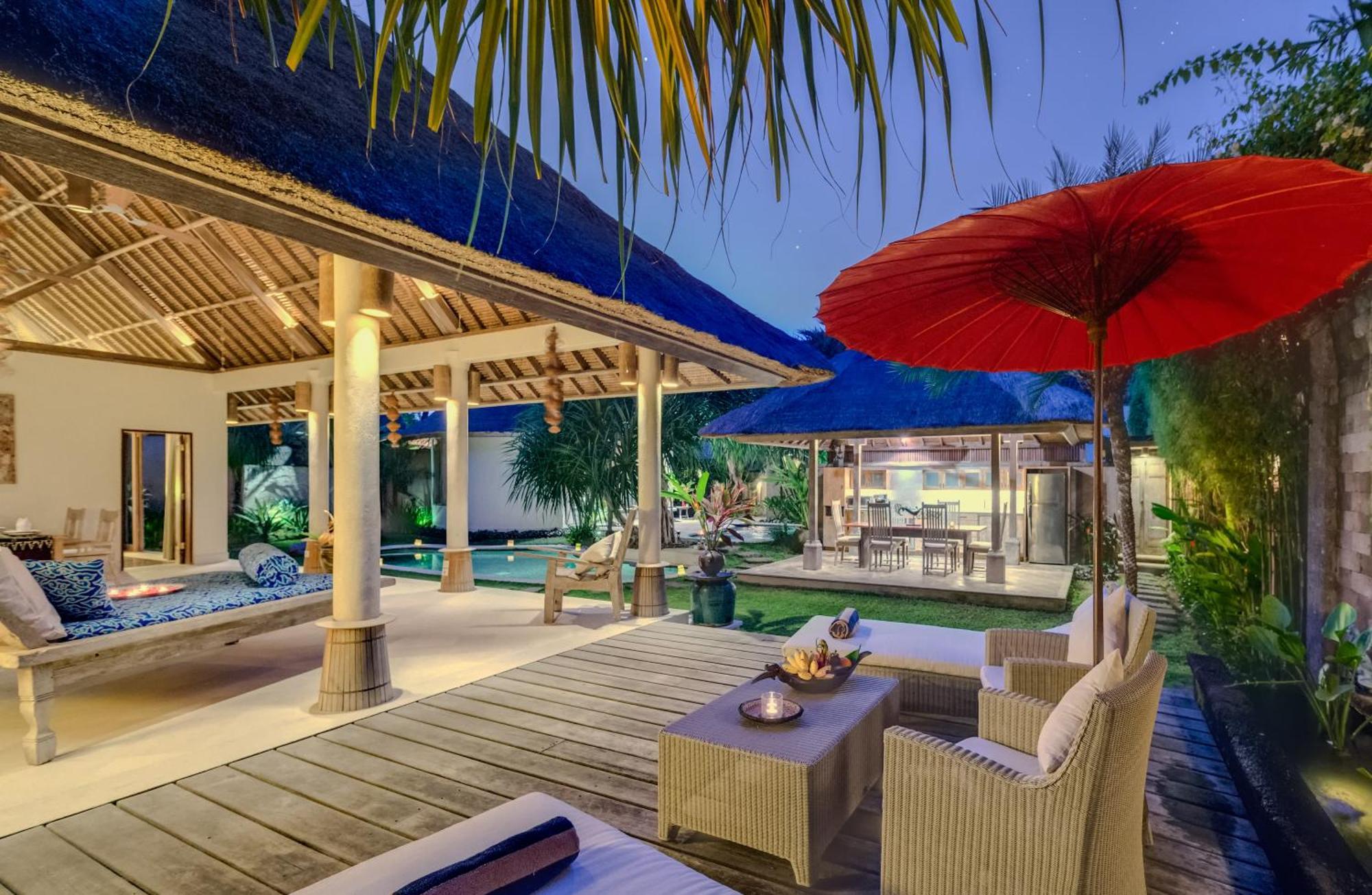 Villa Tirta Naga Bali Seminyak Esterno foto
