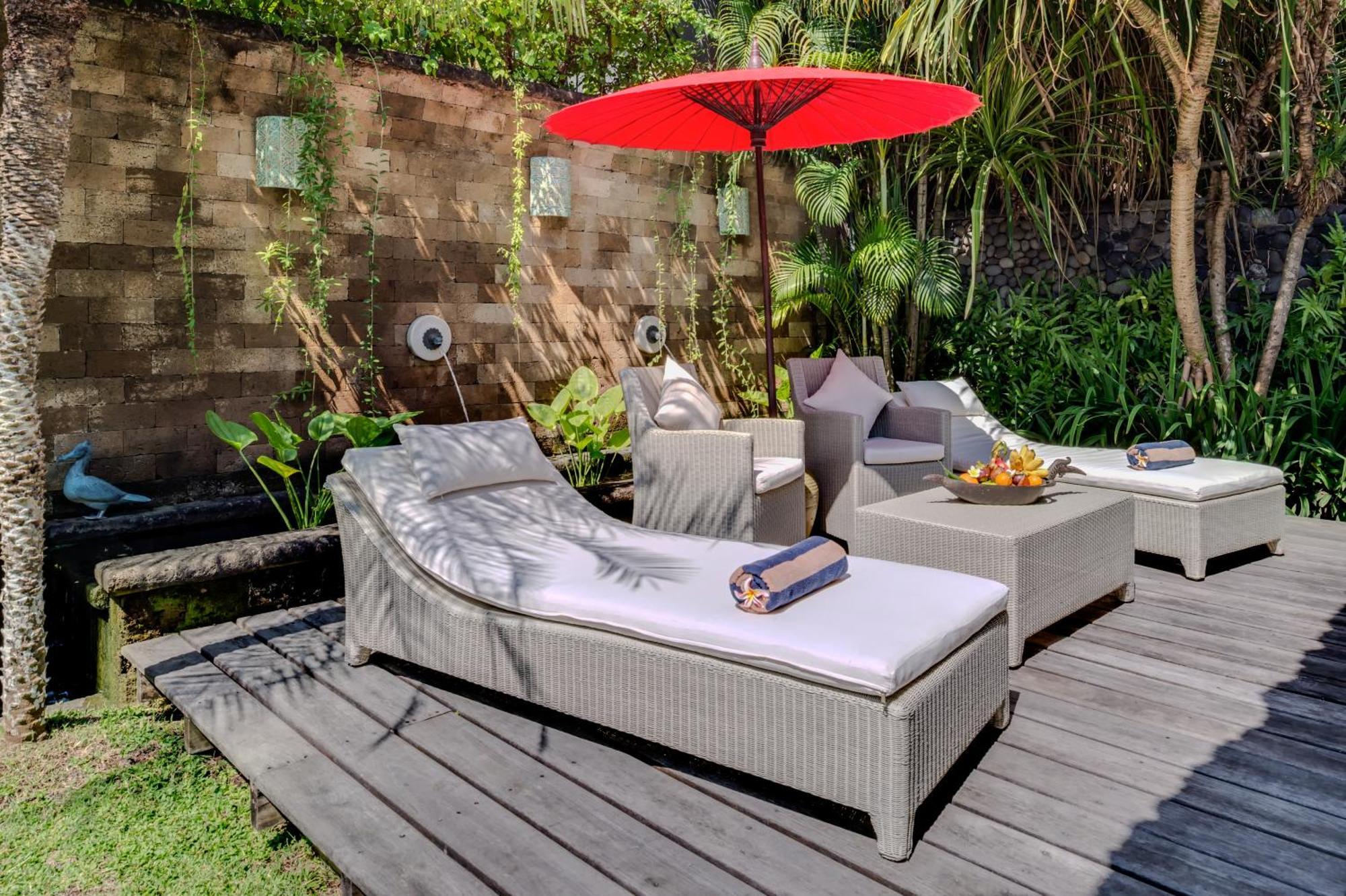 Villa Tirta Naga Bali Seminyak Esterno foto